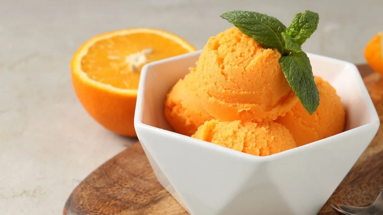 Como fazer sorvete cremoso de laranja sem leite
